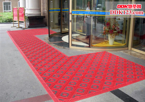 寫字樓旋轉(zhuǎn)門